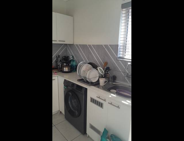 2 BEDROOM APARTMENT TO LET IN WYNBERG